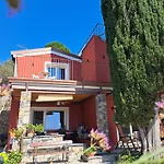 Nilla Villa *