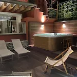 Nilla Villa *
